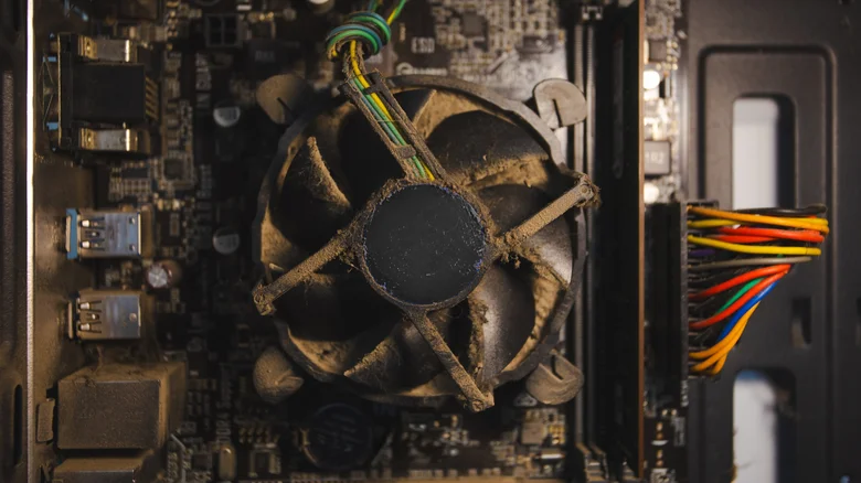 how floor placement turns your pc into a dust magnet 1790181447