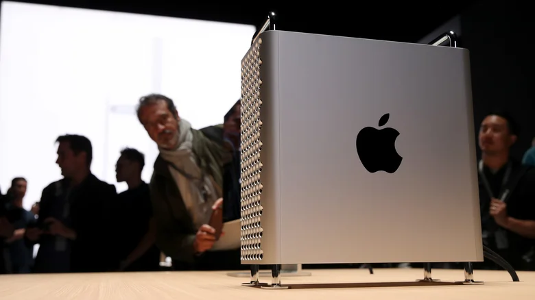 mac pro 1784824686