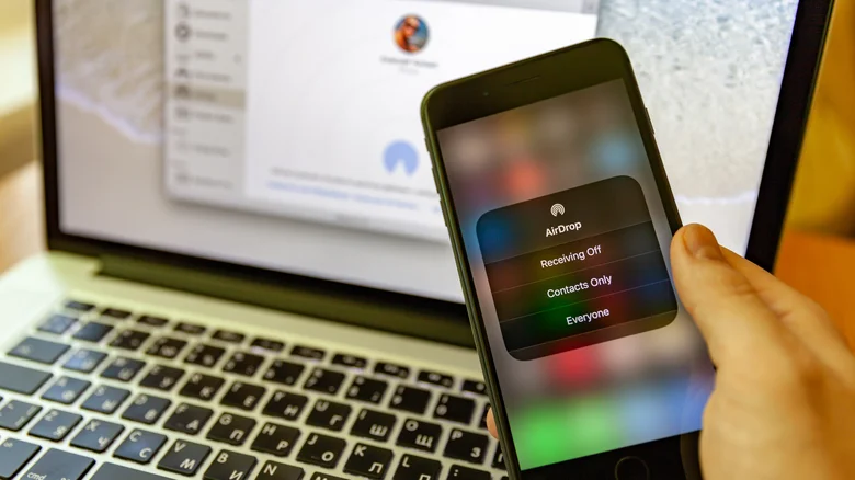 sending videos and larger images between android and iphone devices 1788280403