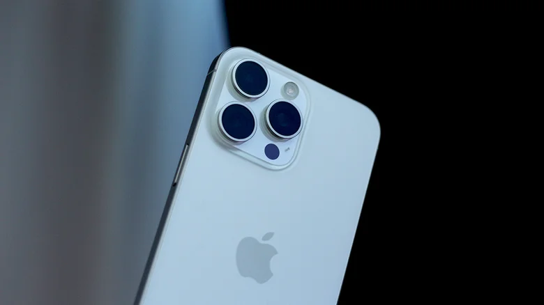 the phone is built like a tank 1790354986