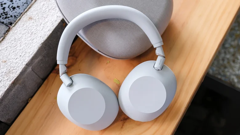 whats good and bad about anc headphones 1788878380