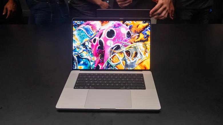 触屏Mac能买吗？先看这篇苹果MacBook Pro快速上手 智能公会