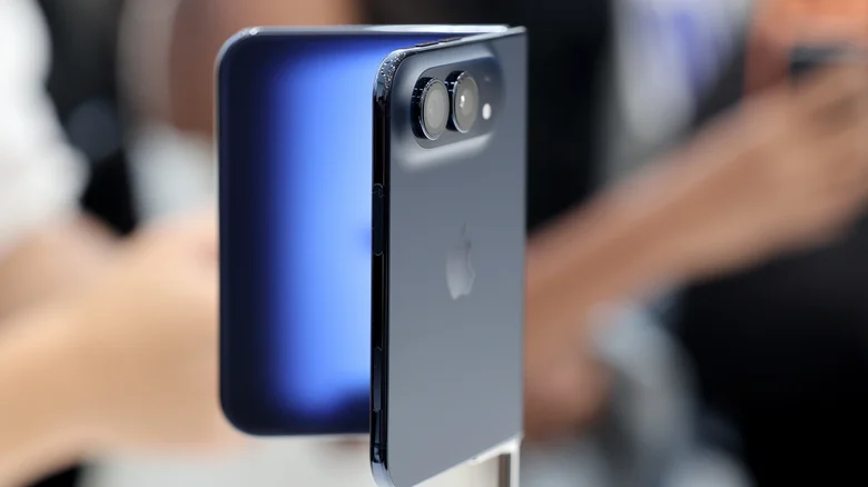 why applecare could save your hide with the iphone duo 1792692794